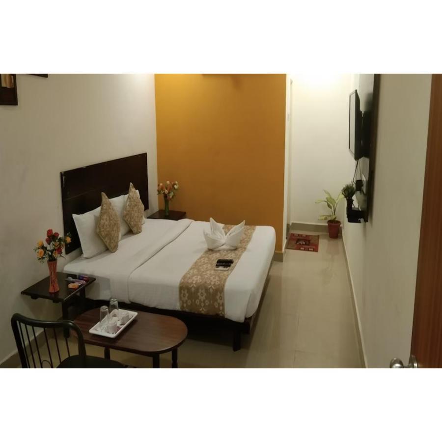 Hotel Meridian Grand Shamshabad Exterior photo