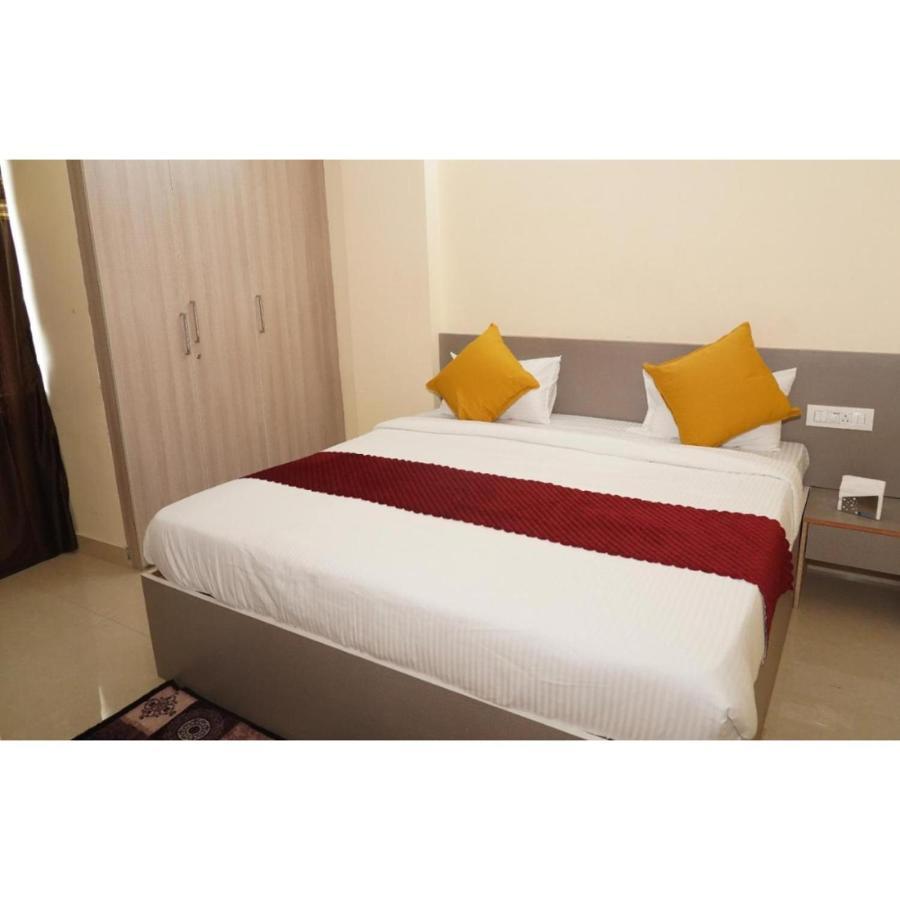 Hotel Meridian Grand Shamshabad Exterior photo